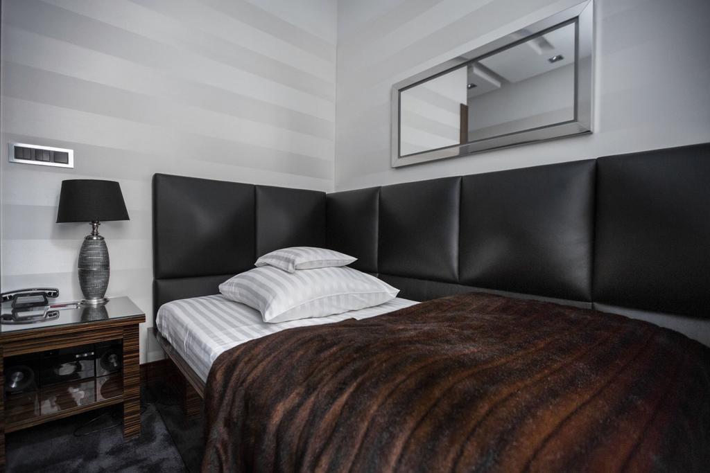 Hotel Europa Kaliszki Екстериор снимка