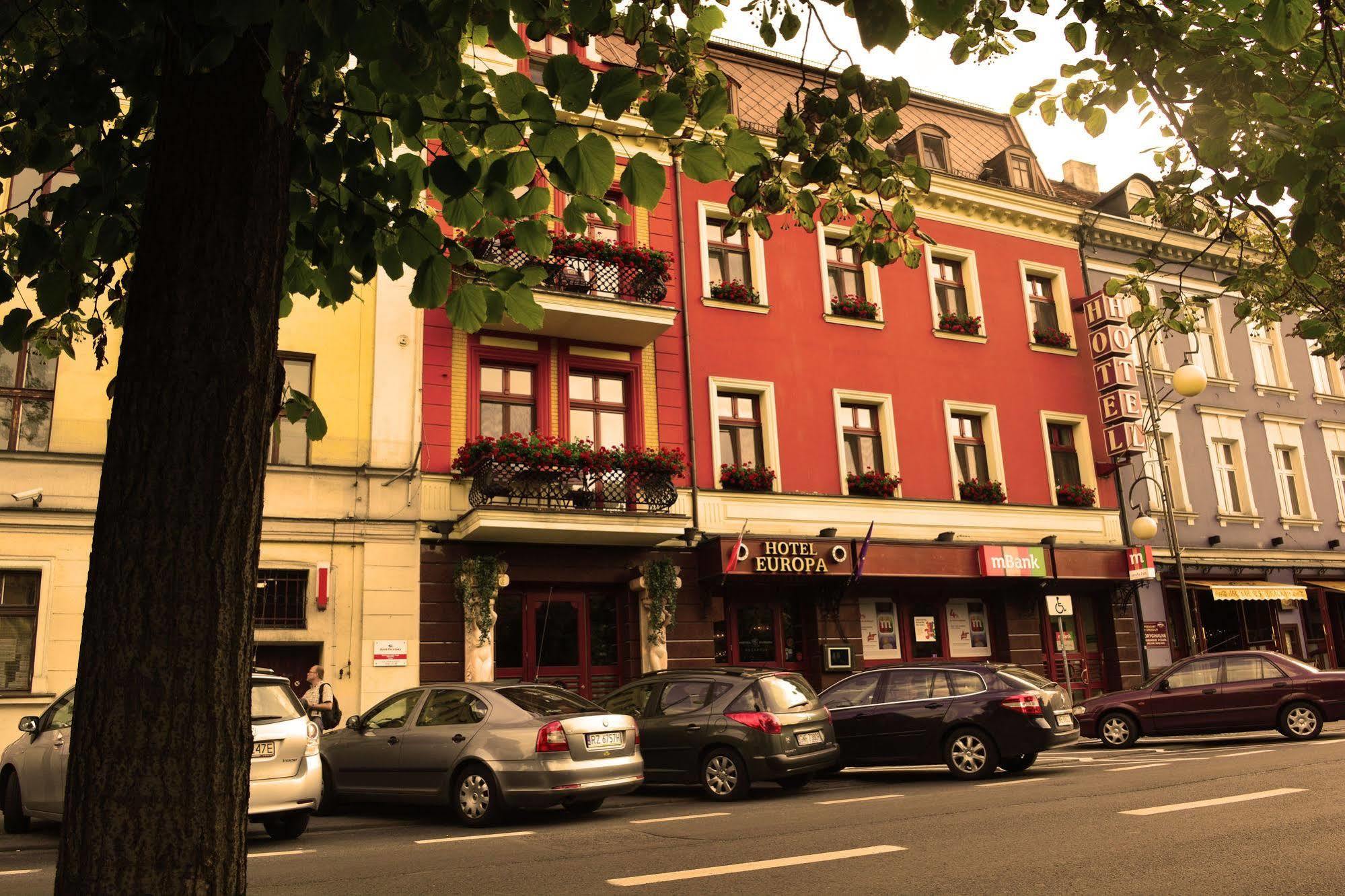 Hotel Europa Kaliszki Екстериор снимка