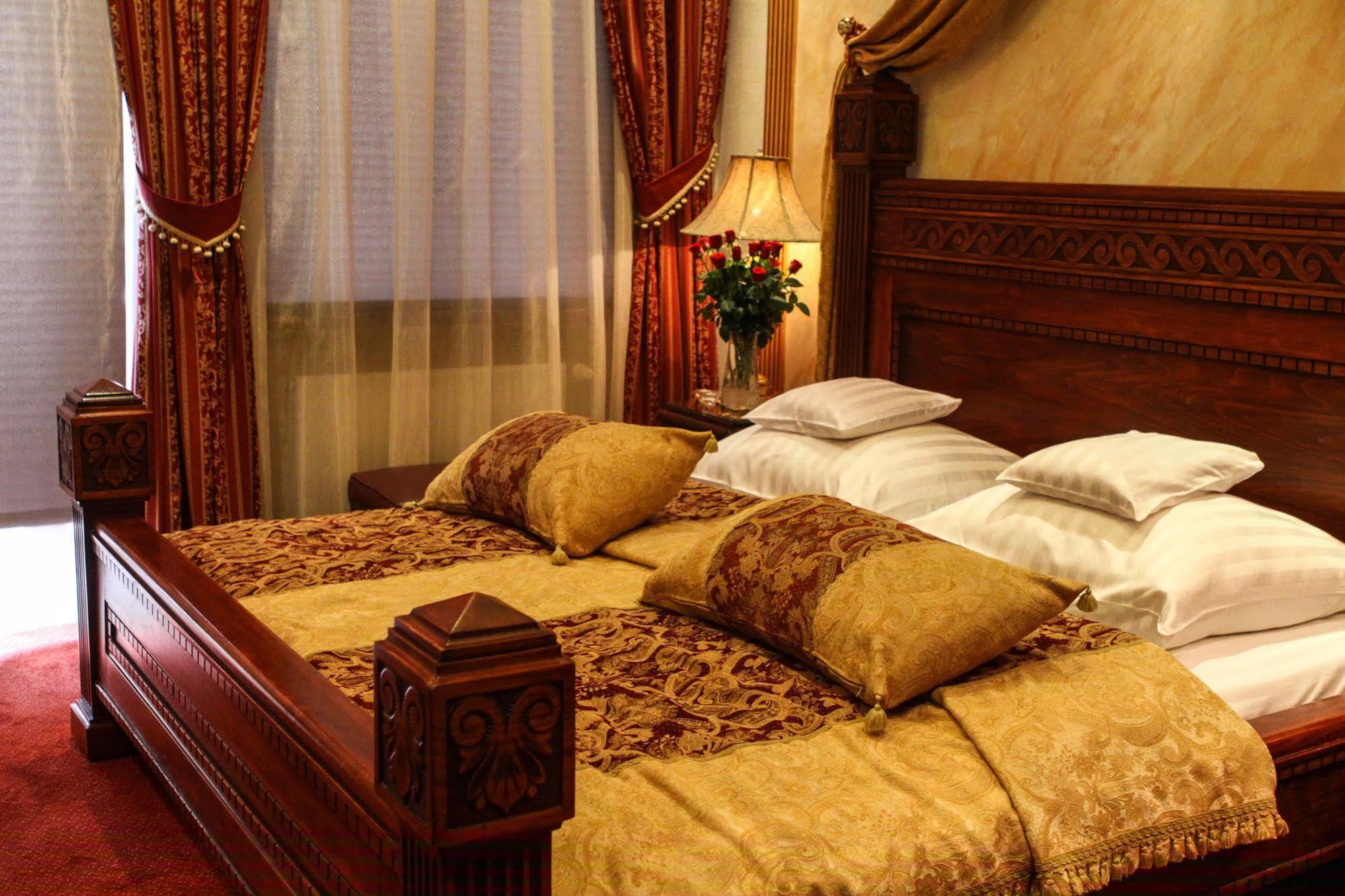 Hotel Europa Kaliszki Екстериор снимка