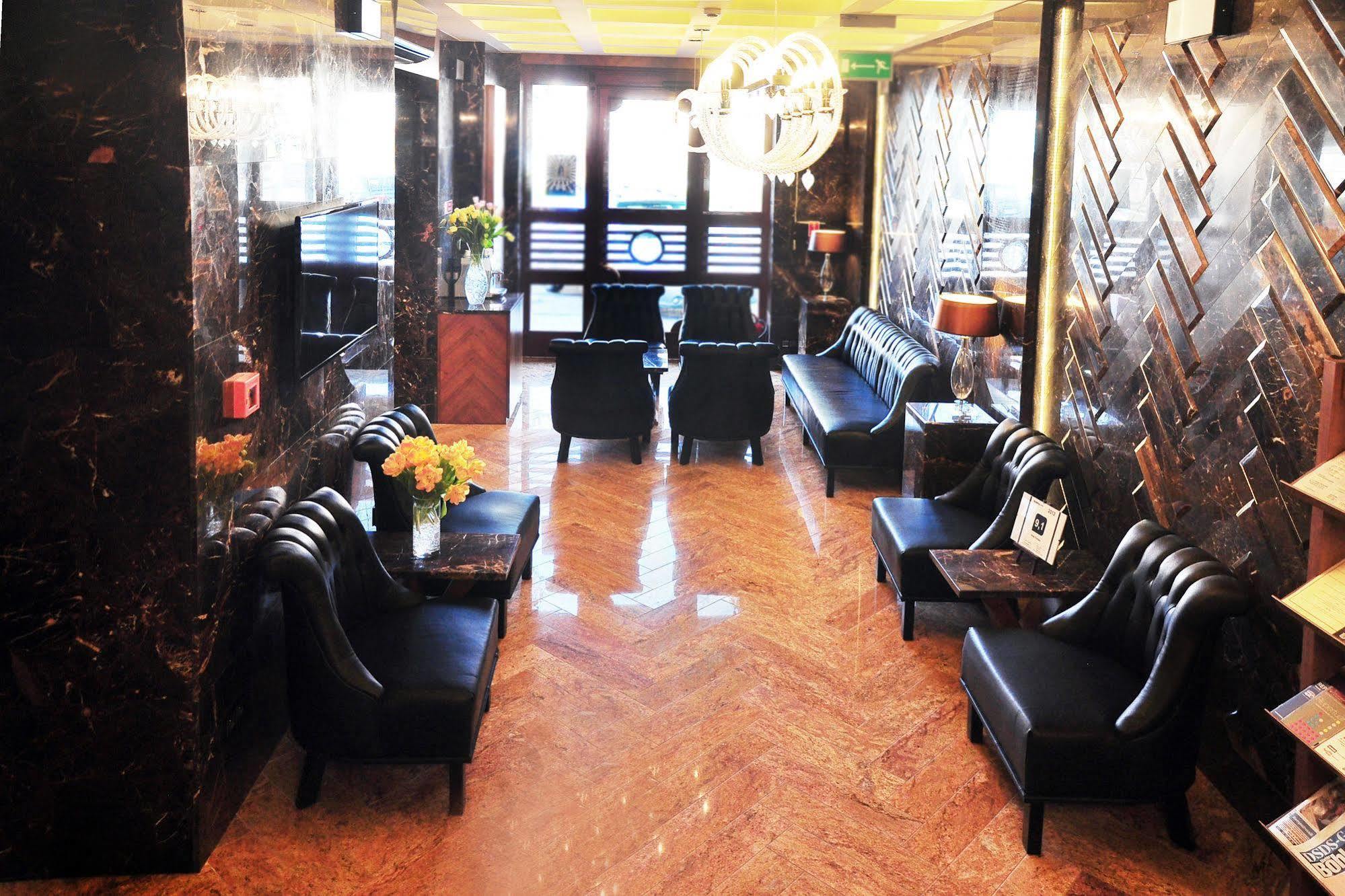 Hotel Europa Kaliszki Екстериор снимка